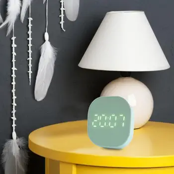 Dijital alarmlı saat Saat Duvara Monte Elektronik Aydınlık Saat çalar saat Sıcaklık Göstergesi İle Yatak Odası Oturma Odası Dekor İçin