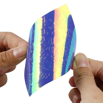 Holografik renkli 3D Tırnak Sticker bal arısı Holo Lazer Yapışkanlı çıkartma Manikür Nail Art Dekorasyon 16 Sayfalık